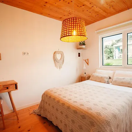 We Surf House Panzió Figueira da Foz