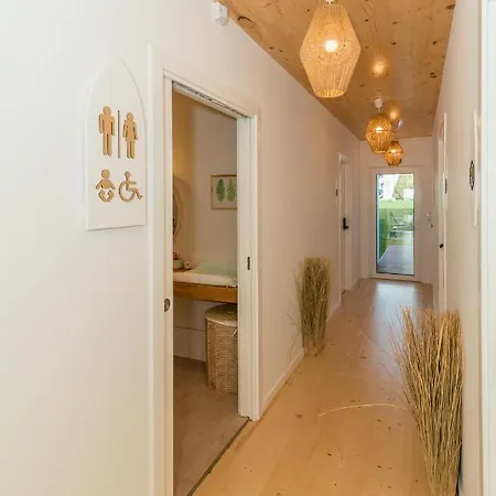 We Surf House פיגואיירה דה פוז