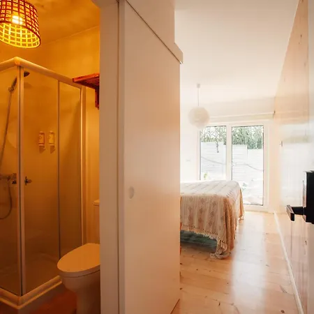 We Surf House Couette-café *