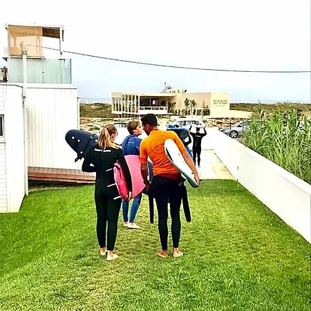 We Surf House Bed & Breakfast Figueira da Foz