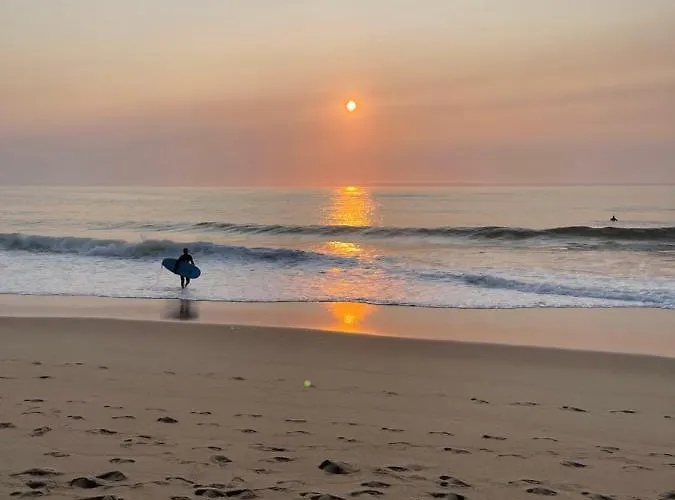 Bed and Breakfast We Surf House