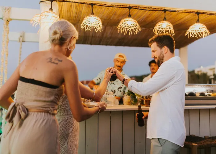 We Surf House Bed and Breakfast 3*